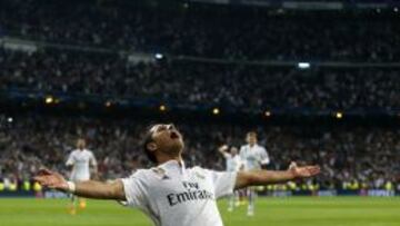 Chicharito, en su celebraci&oacute;n.