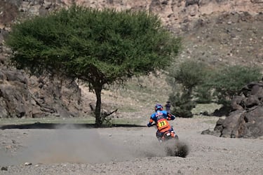 El piloto español Edgar Canet (KTM 450 Rally Factory) disputa el prólogo que determina la alineación de salida para la primera etapa de la 48ª edición del Rally Dakar 2026, entre Yanbu y Yanbu, Arabia Saudita. 