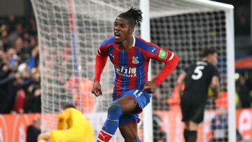Zaha not for sale but Crystal Palace will consider "serious" bids - Hodgson