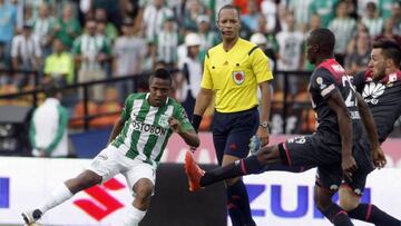 Atlético Nacional cayó en el Atanasio Girardot frente a Santa Fe y cedió puestos en la tabla. Nacional tiene un partido aplazado por jugar frente a Equidad.