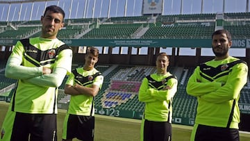 CARLOS CASTRO , OLMO Y QASMI