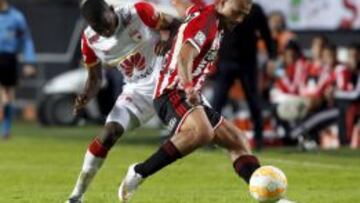 La falencia del equipo cardenal estuvo en la defensa, especialmente en el juego aéreo.