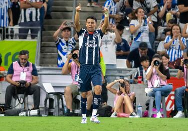 Johan Rojas deja Rayados y jugará con Necaxa en préstamo por un año