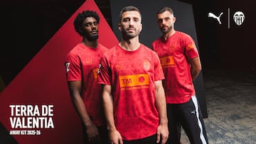 Así es la segunda equipación del Valencia