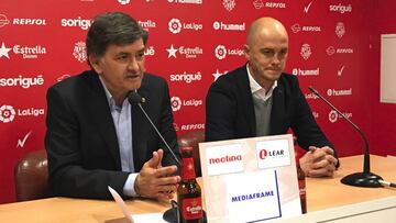 &lrm;Josep M&ordf; Andreu durante una conferencia de prensa junto a Nano Rivas.