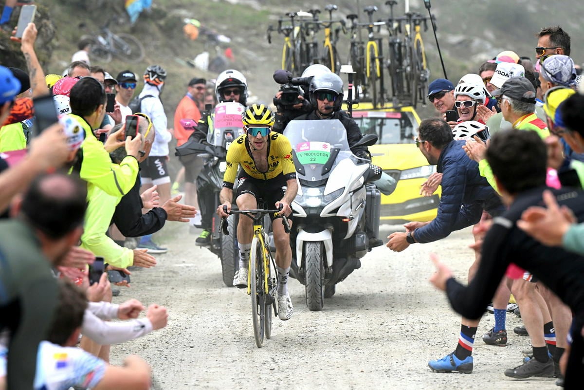 Simon Yates se redime en Finestre 7 a?os despus para ganar el Giro