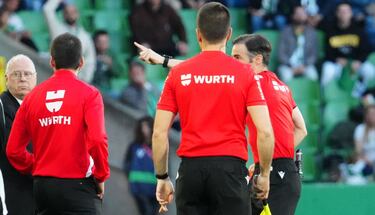 Indignación por la no paralización del Racing - Elche