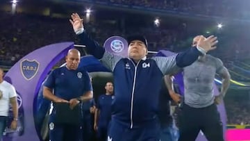 &iexcl;Se cay&oacute; la Bombonera! La espectacular emoci&oacute;n del homenaje de Boca a Maradona