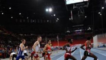 <b>JESÚS ESPAÑA PASÓ A LA FINAL. </b>Jesús España, durante su serie de 3.000 metros, en la que fue tercero. Hoy peleará por las medallas.