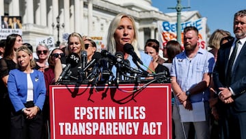 Congress edges toward a rare bipartisan revolt, as a long-delayed transparency vote is now closer than ever.