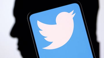 Twitter will charge companies $1,000 to keep gold checkmark