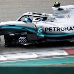 Bottas al frente, Ferrari ya se tuerce y el McLaren de Sainz, 6º