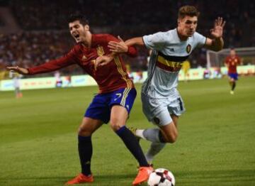 Alvaro Morata con Thomas Meunier.