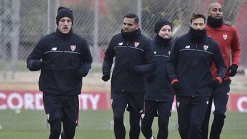 Jovetic, entrenándose con Mercado, Nasri, Vázquez y Nzonzi en la Ciudad Deportiva.