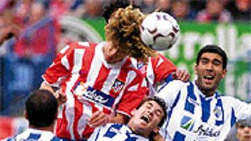 <B>BALUARTE.</b> Coloccini se ha convertido en una pieza básica en el equipo de Luis Aragonés.