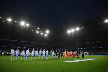 Formación de los equipos del Manchester City y Atlético de Madrid.