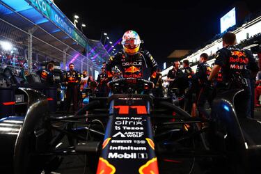 La suerte no acompañó a Checo Pérez en el GP de Arabia Saudita