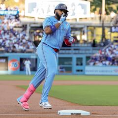 Blue Jays hacen historia en la Serie Mundial con dos cuadrangulares consecutivos para abrir el Juego 5