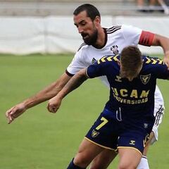 Maestre: "La plantilla es nueva, todo requiere su tiempo"