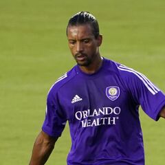 Nani se queja del arbitraje tras ser eliminados de Playoffs