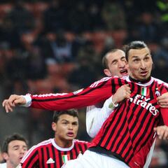 Ibrahimovic, el truco de las playstation y los guantes de Kalulu