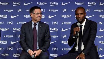 El Barcelona divaga en la búsqueda de un delantero