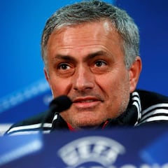 "Frank de Boer es el peor técnico en la historia de la Premier"