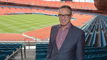 Presidente de los Miami Dolphins y del Hard Rock Stadium, complejo deportivo donde se jugará El Clásico. 