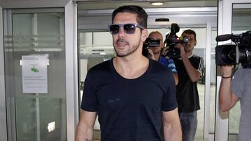 Simeone en el aeropuerto.