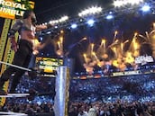 Roman Reigns y Liv Morgan van a Wrestlemania