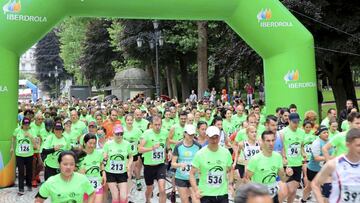 Corredores de cualquier sexo y edad se echan a las calles y visten de verde las ciudades dónde se celebra el Tour Universo Mujer para fomentar el deporte y apoyar esta iniciativa por la igualdad.