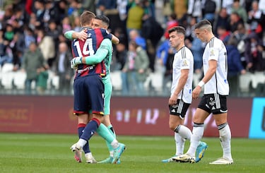Andrés Fernández, experiencia y seguridad entre palos para el Almería
