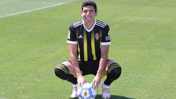 Fran Gámez, durante su presentación hoy en La Romareda.