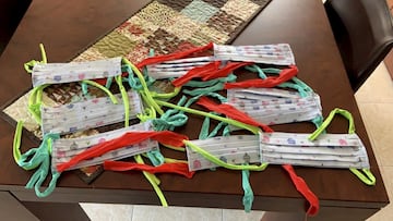 La jugadora de baloncesto del Girona Marta Xargay arrima el hombro a trav¨¦s de su tienda de ropa y complementos, Unaunica, transformando las telas en mascarillas. Lo hace con su madre como costurera, una mujer que perdi¨® su trabajo en la crisis de 2008 y que ahora no ha dudado en echar una mano en esta dura situaci¨®n. ¡°Pensamos que en estos momentos dif¨ªciles para todos hay que apoyar en lo que se pueda. Nosotras tenemos telas sin usar en casa de mis padres y se nos ocurri¨® utilizarlas para hacer mascarillas para los que las necesitan. En realidad es ella quien las est¨¢ haciendo porque con la cuarentena yo no me puedo acercar¡±, explica Xargay. La tienda la montaron entre su madre, su hermana y ella cuando la primera se qued¨® en el paro. Una afici¨®n (¡°Siempre hac¨ªamos camisetas en vacaciones¡±) que se convirti¨® en negocio. Al principio peque?o y desde hace tres a?os con un local de dos plantas en el centro de Girona. Y ahora tambi¨¦n una peque?a f¨¢brica de mascarillas: ¡°Hace unas 15 al d¨ªa. Es una aportaci¨®n humilde, pero cualquier cosa puede sumar¡±.