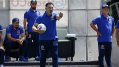 La estrategia de Caputto para frenar a Pinilla en el Nacional