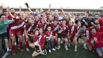 FUTBOL FEMENINO 2021-2022
 Femenino segunda division, ascenso a Liga Iberdrola
 Levante Les Planes - RCD Espanyol femenino 2&Acirc;&ordf; div
 
 Foto: Rodolfo Molina
 
 
 Ascenso a Liga Iberdrola del Levante-Les Planes