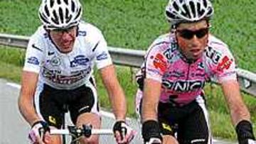 <B>EL JEFE.</b> Beloki, en la imagen con Nozal, es más favorito que Igor.