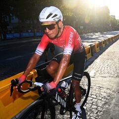 ¿Cuánto dinero gana Nairo Quintana por quedar sexto en el Tour de Francia?