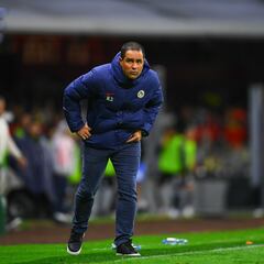 André Jardine no se preocupa si América pierde a sus estrellas