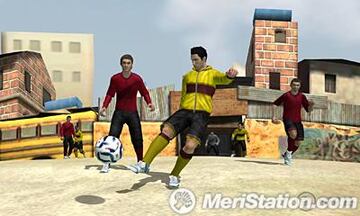 Captura de pantalla - fifa12_3ds_vanpersie_streetshot_watermark.jpg