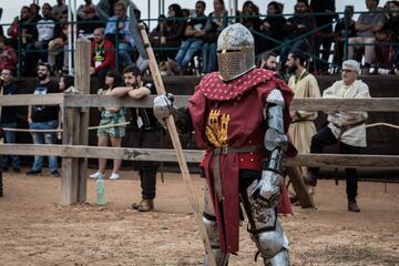 En los alrededores del Castillo de Belmonte, Cuenca, se ha disputado el IV Torneo Nacional de combate medieval, que goza cada año de más aficionados. 
 