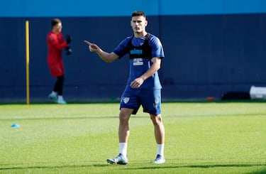 El Málaga anuncia la renovación de Cristian Gutiérrez hasta 2026