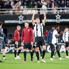 A quitarse otra losa