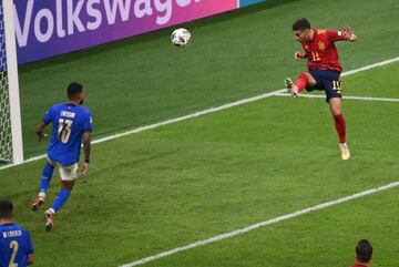 Ferran Torres hits the target