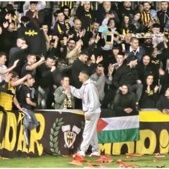 Sannadi vuelve a ser agasajado en Lasesarre tras marcar en San Mamés