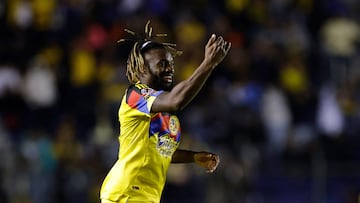 America's French forward #97 Allan Saint-Maximin celebrates after scoring the opening goal during the Liga MX Apertura football match between America and Leon at the Ciudad de los Deportes Stadium in Mexico City on November 1, 2025. (Photo by Rodrigo Oropeza / AFP)