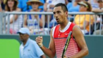 Nick Kyrgios celebra un punto logrado ante Andrey Kuznetsov durante el encuentro de octavos de final del Masters 1.000 de Miami.