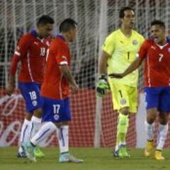 Chile puso los pies en la tierra tras derrota ante Uruguay