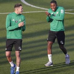 Sanabria: "Rubén Castro es una leyenda y aporta muchos goles"