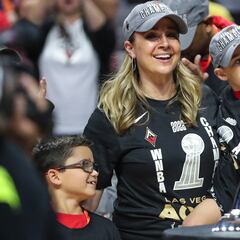 Becky Hammon triunfa en su primer año como entrenadora de la WNBA